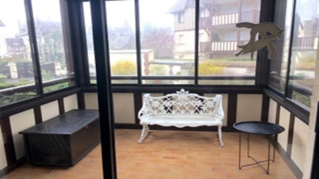 Appartement Residence Le Fairway Deauville Exteriör bild