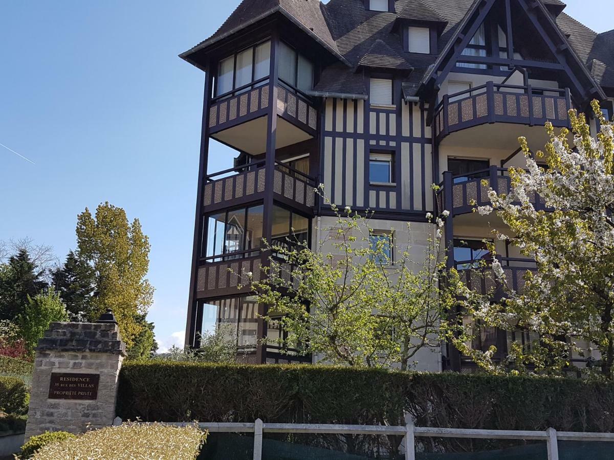 Appartement Residence Le Fairway Deauville Exteriör bild
